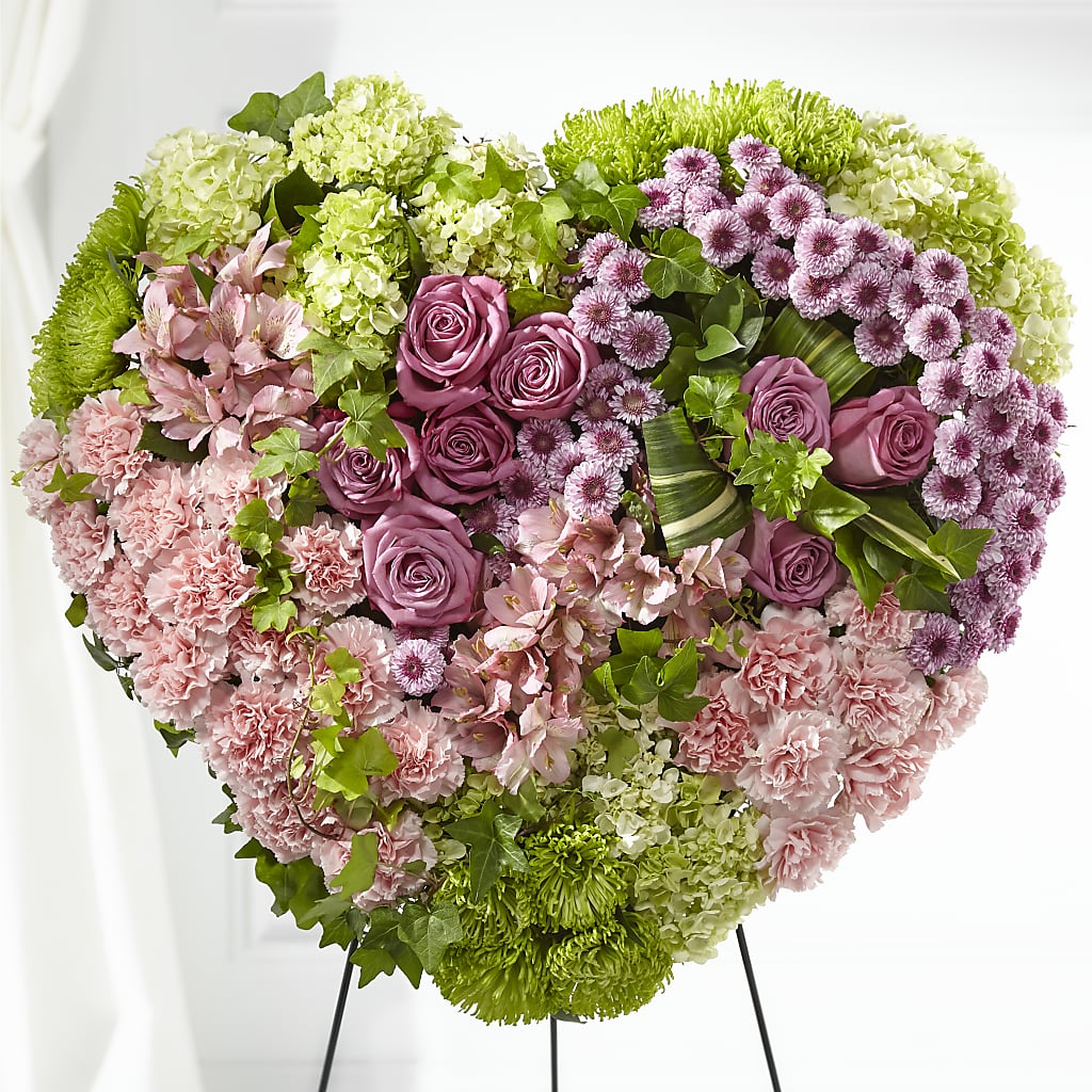 Heartwarming Standing Heart – Burns Florist, Hanceville AL