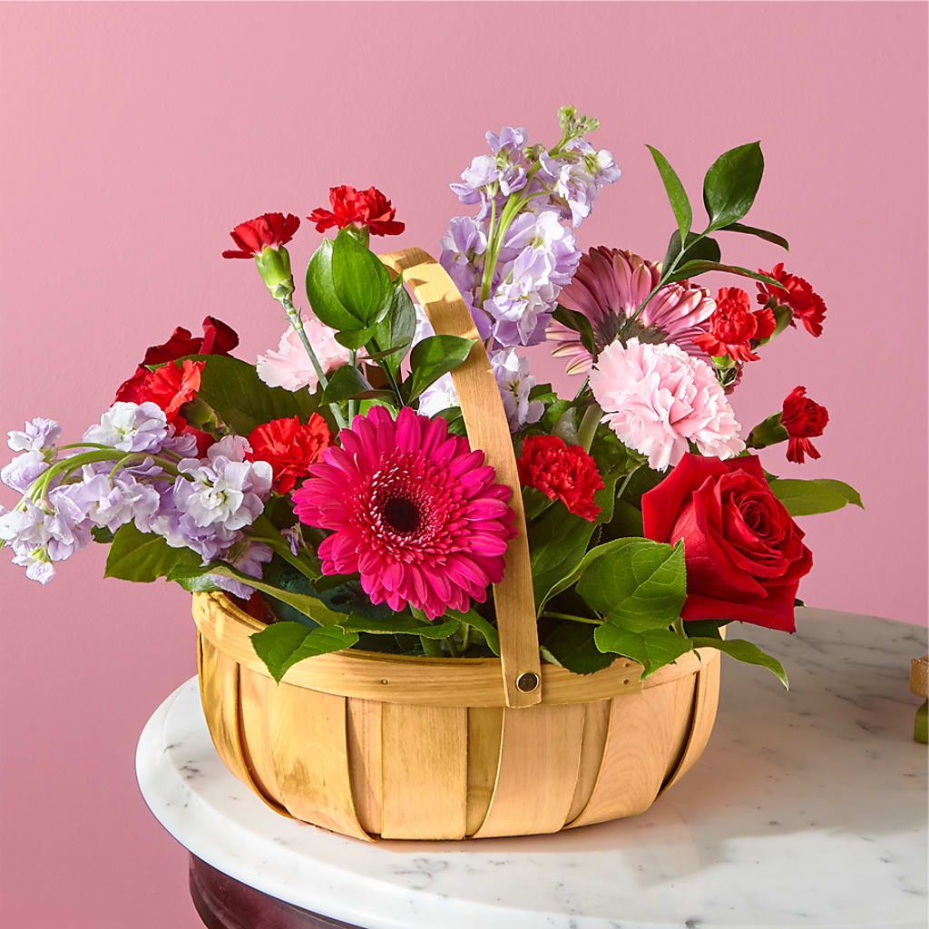 Pink Picnic Basket – Burns Florist, Hanceville AL