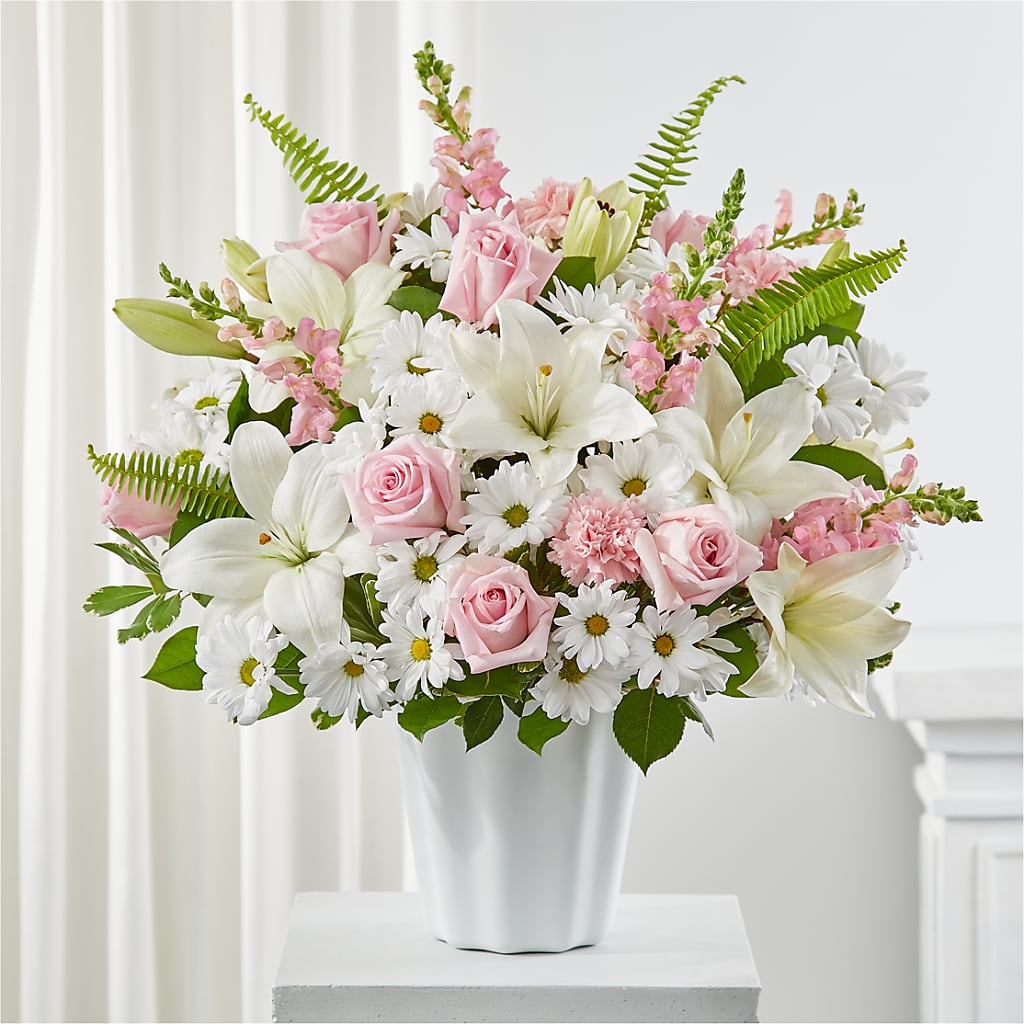 Soft Touch Tabletop Basket – Burns Florist, Hanceville AL