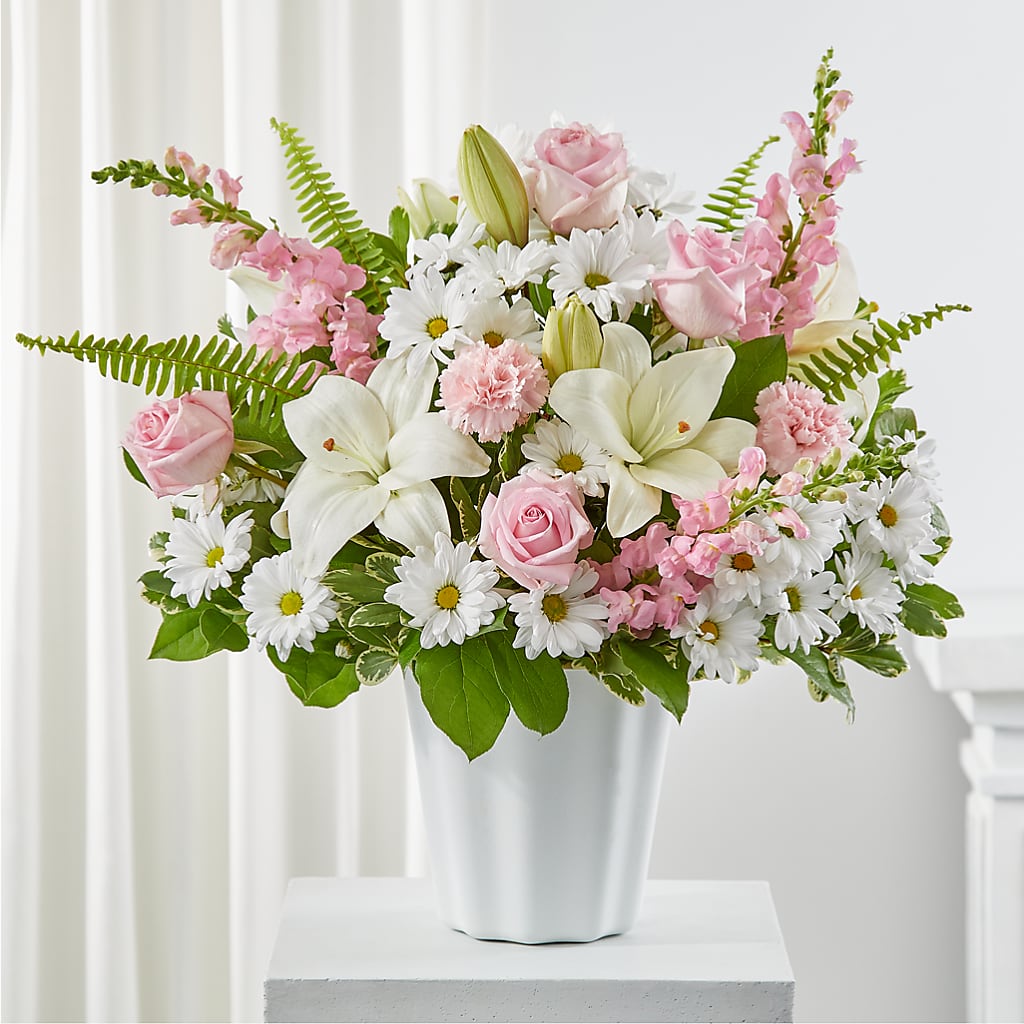 Soft Touch Tabletop Basket – Burns Florist, Hanceville AL