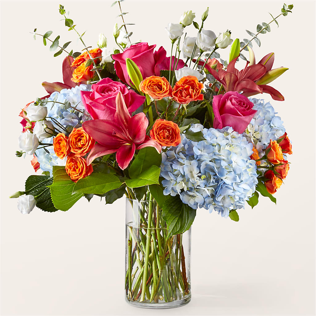 Awestruck Luxury Bouquet – Burns Florist, Hanceville AL