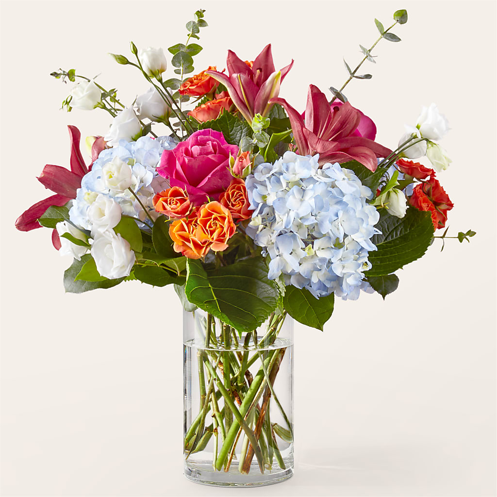 Awestruck Luxury Bouquet – Burns Florist, Hanceville AL