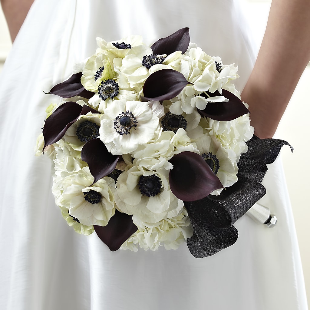 To Have and To Hold Bouquet – Burns Florist, Hanceville AL