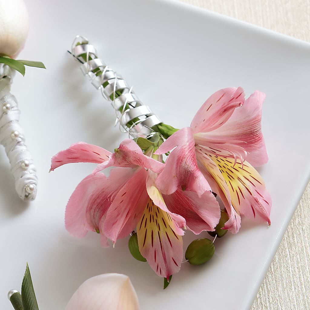 Pink Peruvian Lily Boutonniere – Burns Florist, Hanceville AL
