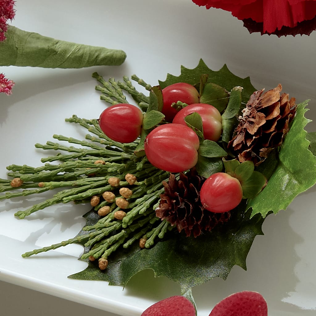 Red Berry Boutonniere – Burns Florist, Hanceville AL