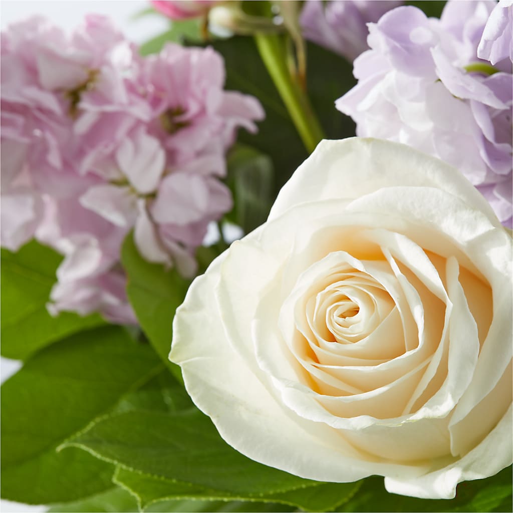Springtime Spritz Bouquet –  Burns Florist, Hanceville AL
