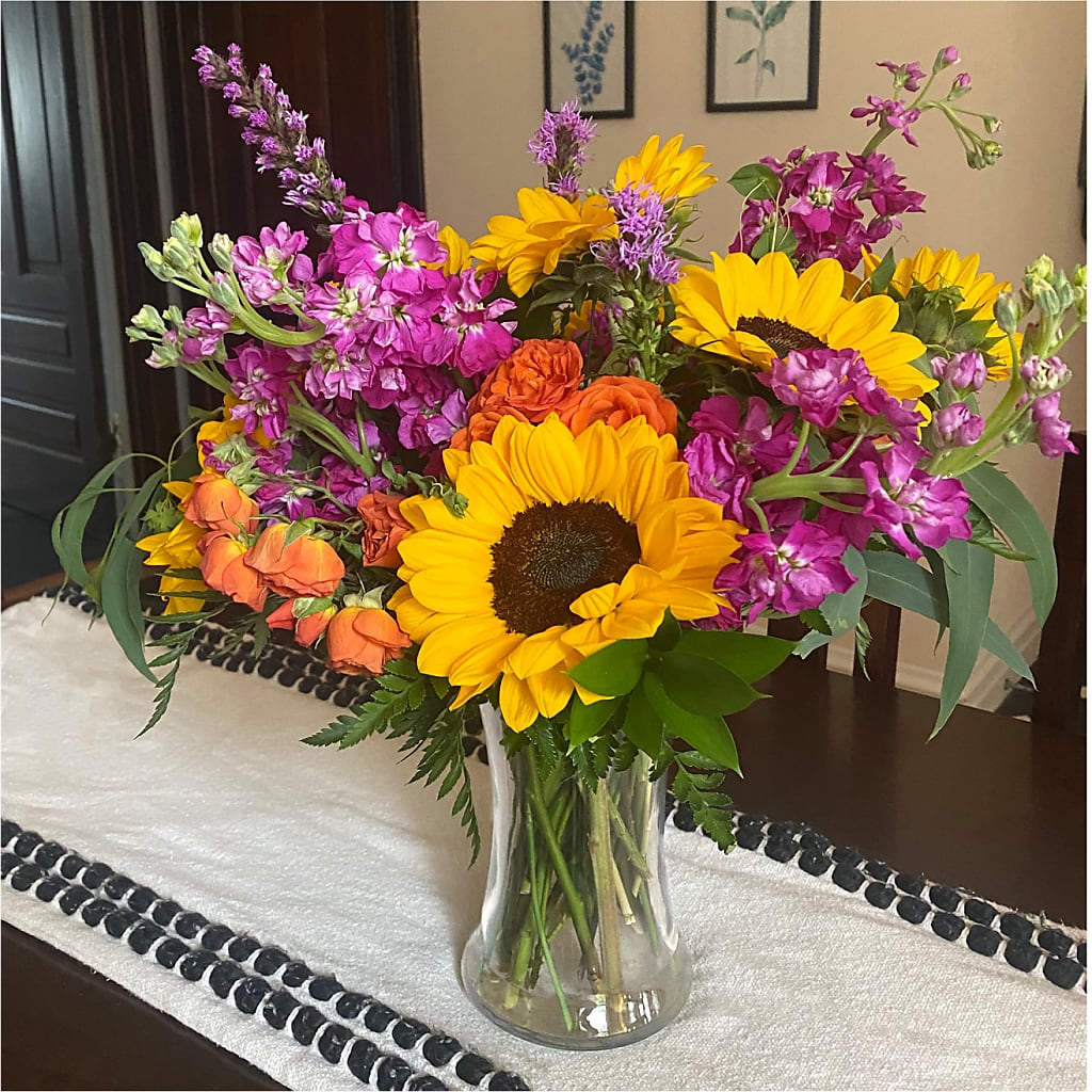 Rays of Life Bouquet –  Burns Florist, Hanceville AL