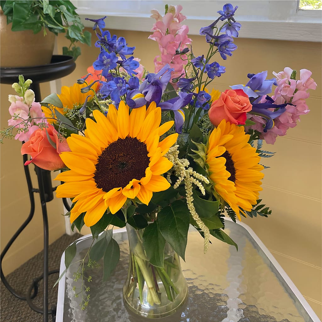 Rays of Life Bouquet –  Burns Florist, Hanceville AL