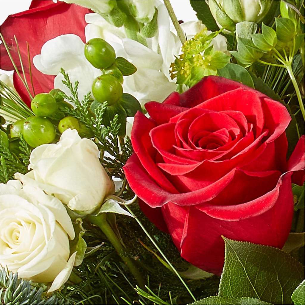 Deck the Halls Bouquet –  Burns Florist, Hanceville AL