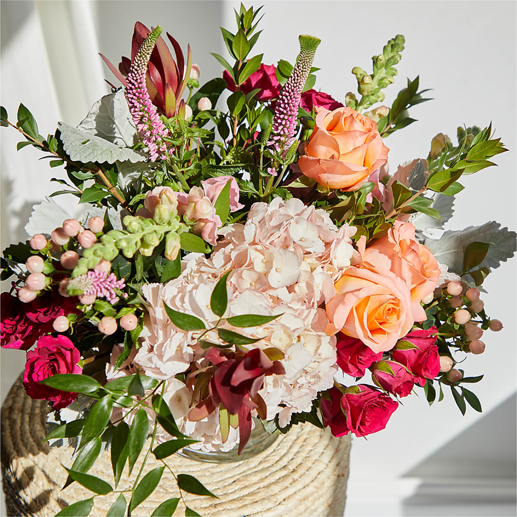 Glitz & Glam Bouquet –  Burns Florist, Hanceville AL