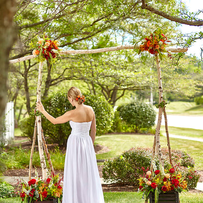 Arbor of Love Archway –  Burns Florist, Hanceville AL